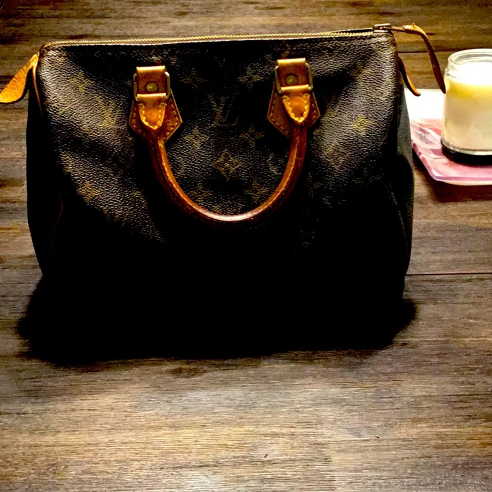 Louis Vuitton Speedy 25